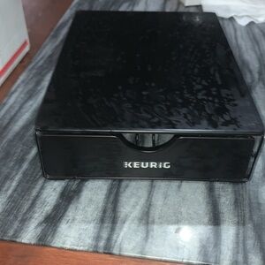 EUC Keurig coffee holder